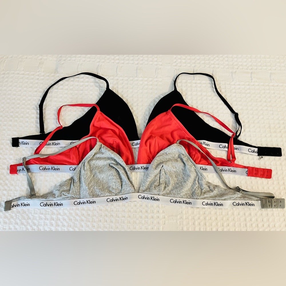 Calvin Klein Women's Bra Trio - Black, Red, Gray